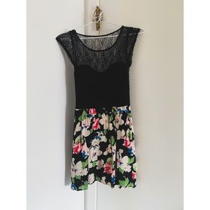 UO Black Lace Floral Lined Mini Dress Size S/4/6